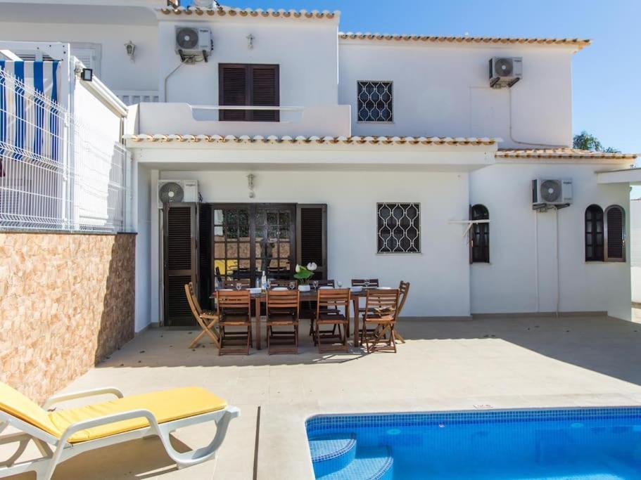 Villa Dogueno- Privat Pool & Privacy & Albufeira Center Ngoại thất bức ảnh