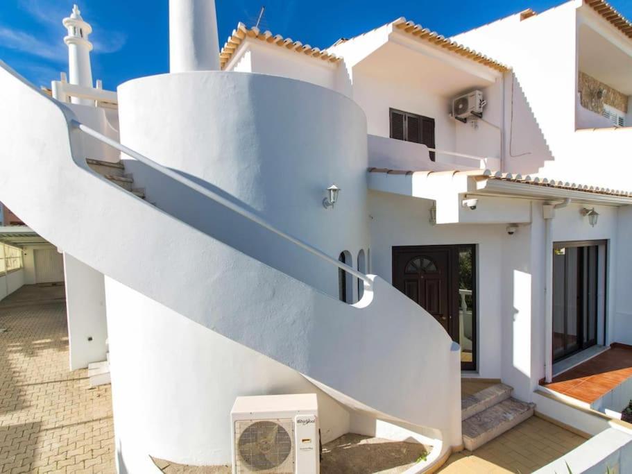 Villa Dogueno- Privat Pool & Privacy & Albufeira Center Ngoại thất bức ảnh