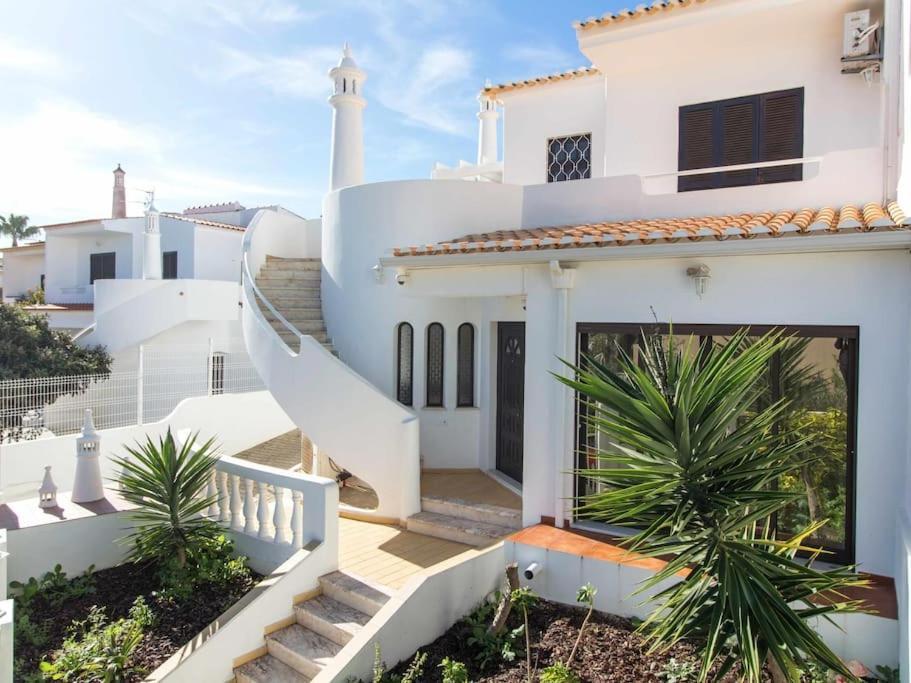 Villa Dogueno- Privat Pool & Privacy & Albufeira Center Ngoại thất bức ảnh
